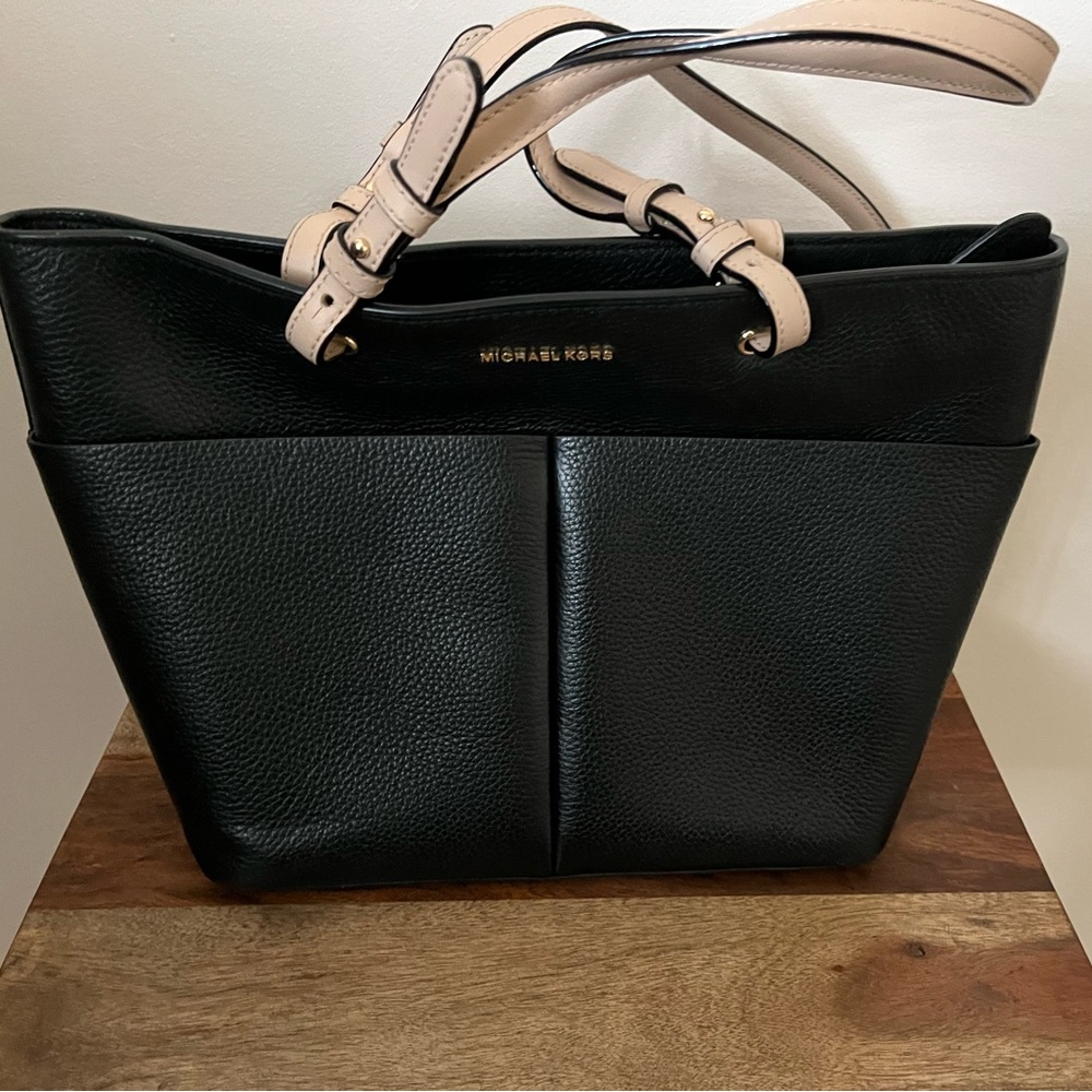 Michael Kors Zippered Tote
